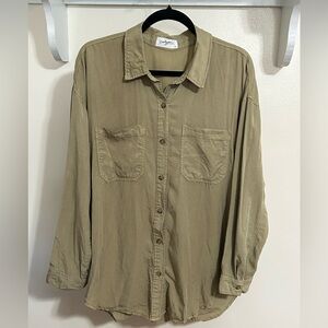 NEW Carly Jean Los Angeles Dakota Shirt